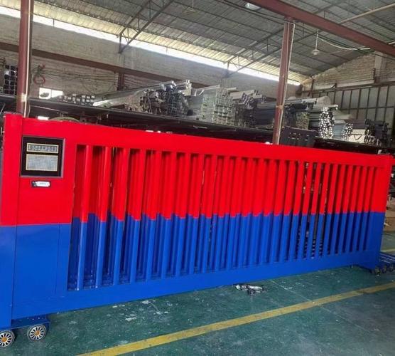 金盛电动伸缩门对比:企业小区与工厂家用场景怎么选?